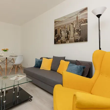 شقة Kopcinskiego Bright & Spacious Ursynow By Renters وارسو