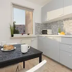 Kopcinskiego Bright & Spacious Ursynow By Renters Apartmán Varšava