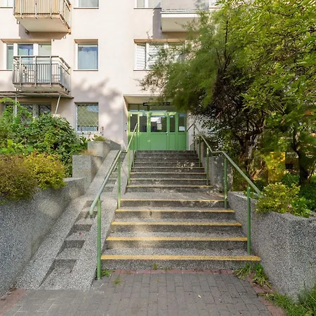 Kopcinskiego Bright & Spacious Ursynow By Renters Apartment *