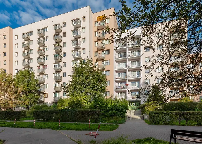 Kopcinskiego Bright & Spacious Ursynow By Renters ワルシャワ