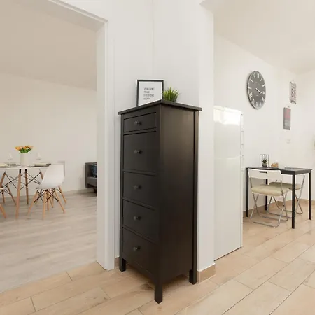 شقة Kopcinskiego Bright & Spacious Ursynow By Renters وارسو